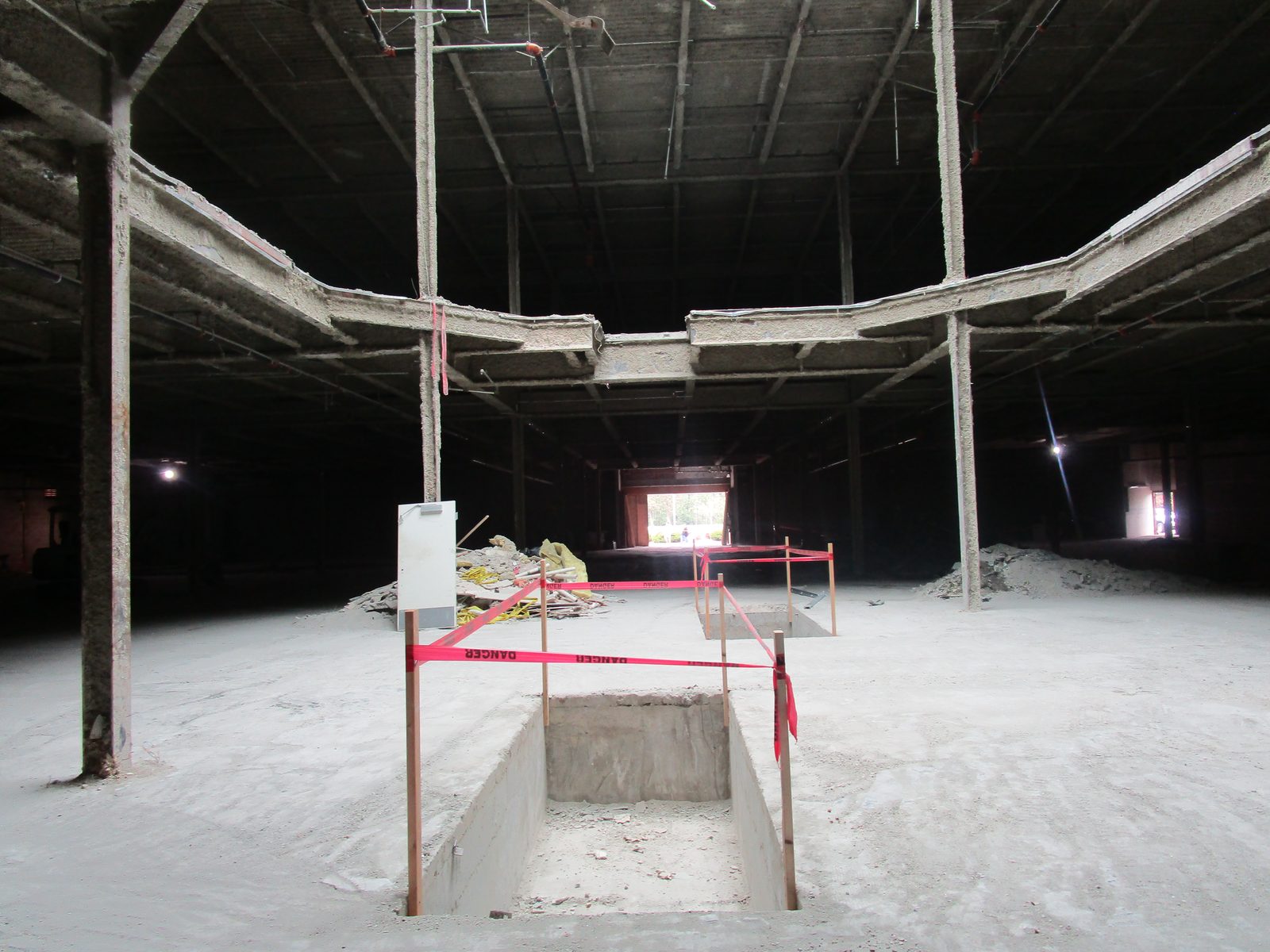 Gutted interior of the former department store at Valley River Center before the seismic upgrade